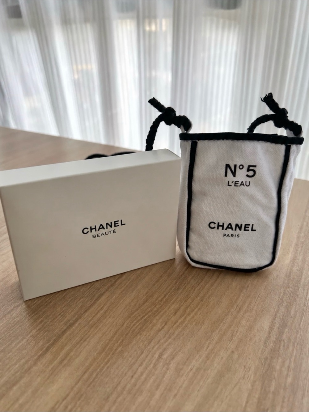 Chanel Perfume N°5 L'EAU Mini Crossbody Bag